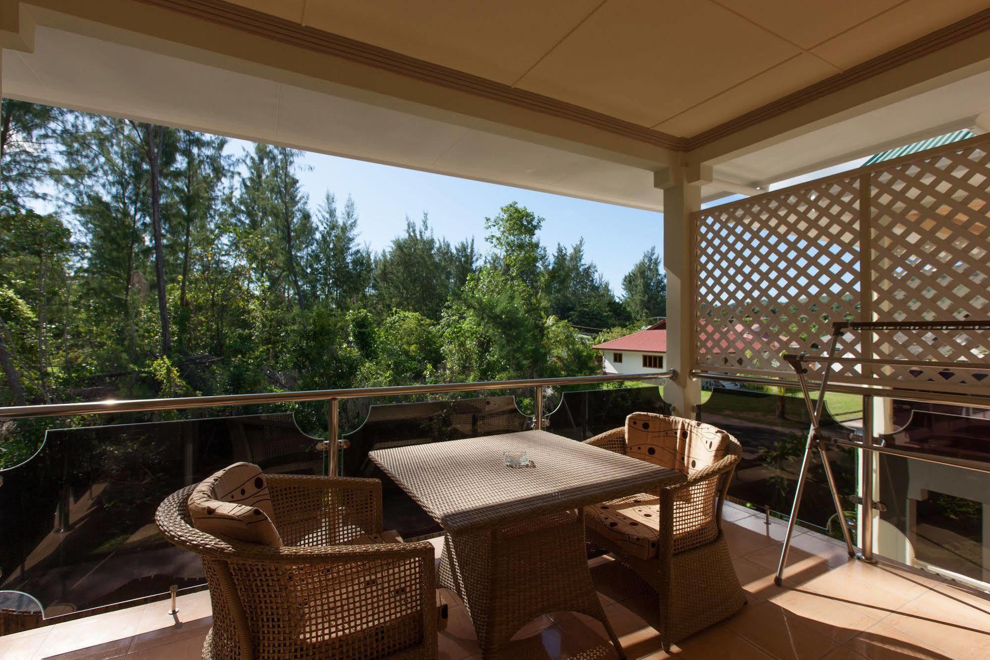 Chez Bea Luxury Villa Baie Sainte Anne Exterior photo